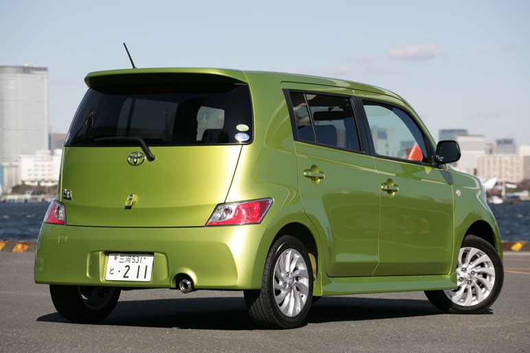 Авто типа toyota bb
