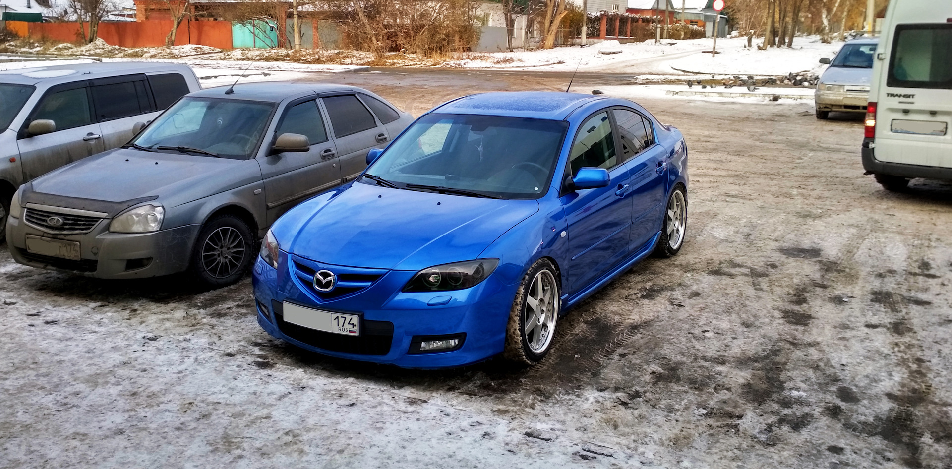 Информационные таблички oem. Наклейки — паранойи пост — Mazda 3 (1G) BK,  2,5 л, 2005 года | аксессуары | DRIVE2