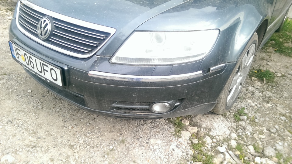 "Привет" от ручного тормоза — Volkswagen Phaeton, 3 л, 2012 года ...