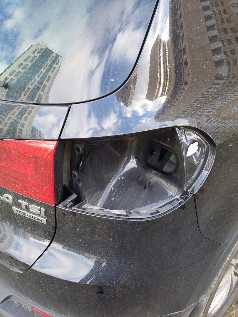 Поменял сам лампочку стопсигнала в задней фаре. Сборка Калуга ...