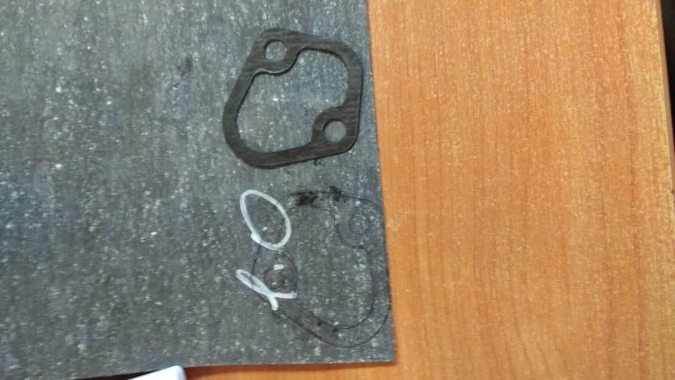 Давит масло из-под прокладки! — ГАЗ Газель, 2,3 л, 2005 года | своими ...