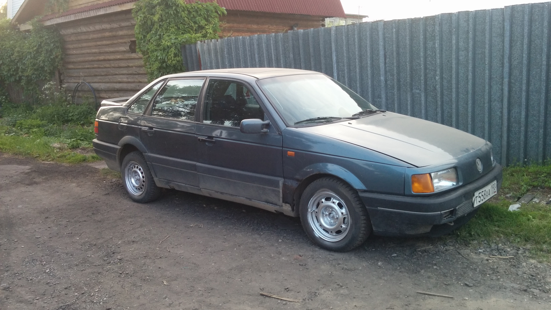 Volkswagen Passat B3 2.0 бензиновый 1989 | Серо-синий металлик на DRIVE2