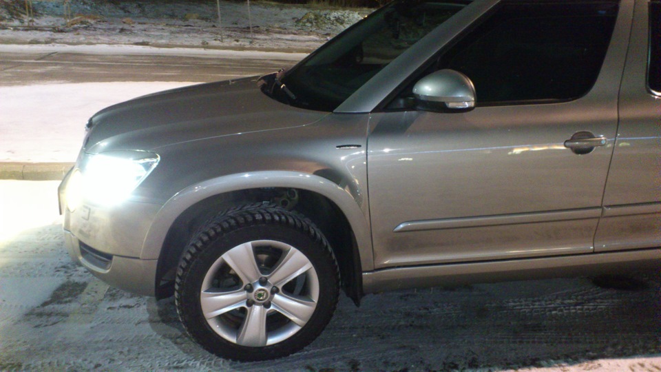 Фото с расширителями арок и пер.стойками! — Skoda Yeti, 1,2 л, 2012 ...