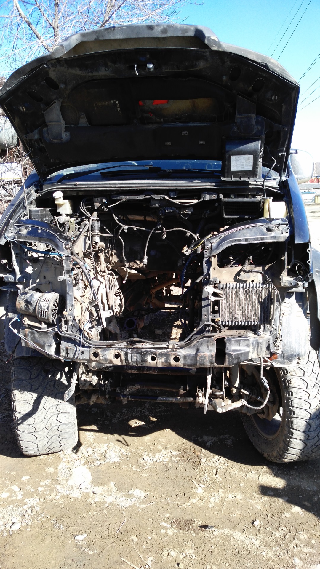 Свап делики. Делика 2004 года mitsubishi delica свап. Делика 2004 года mitsubishi delica свап. 1uz в делику. Делика 4м40 холодильник на выхлопе.