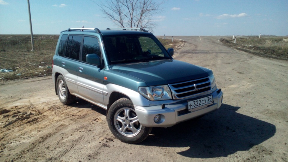 Масло в свечном колодце. — Mitsubishi Pajero Pinin, 2 л., 2004 года ...