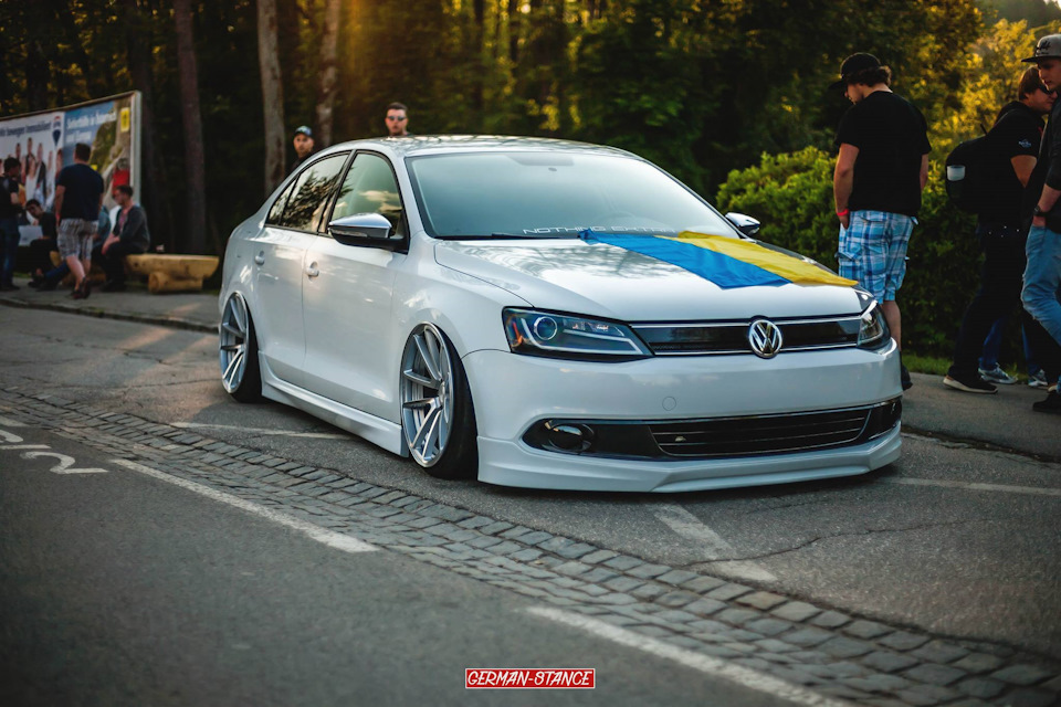 VW Jetta 6 заряженная