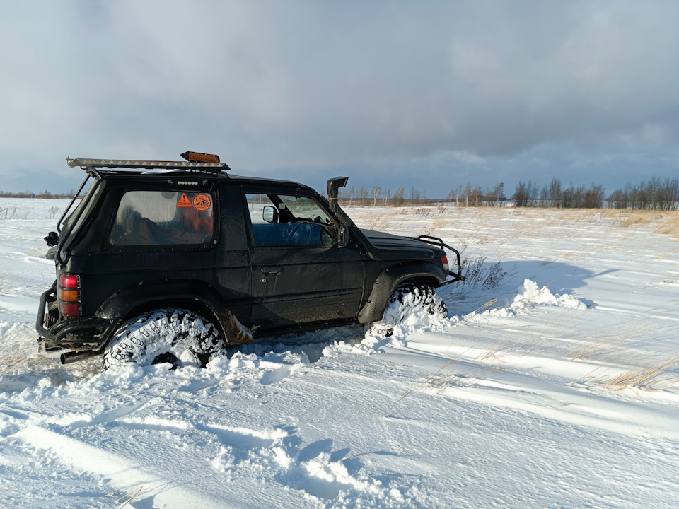 Про компрессор и давление в шинах зимой — Mitsubishi Pajero (2G), 2,5 л ...