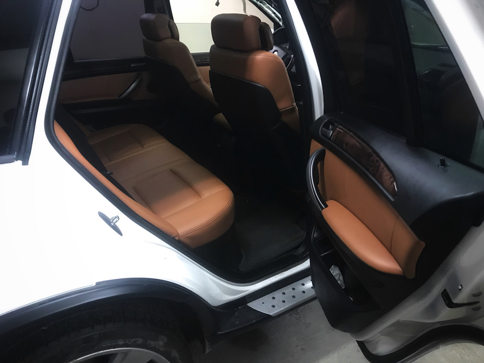 Фото в бортжурнале BMW X5 (E53)