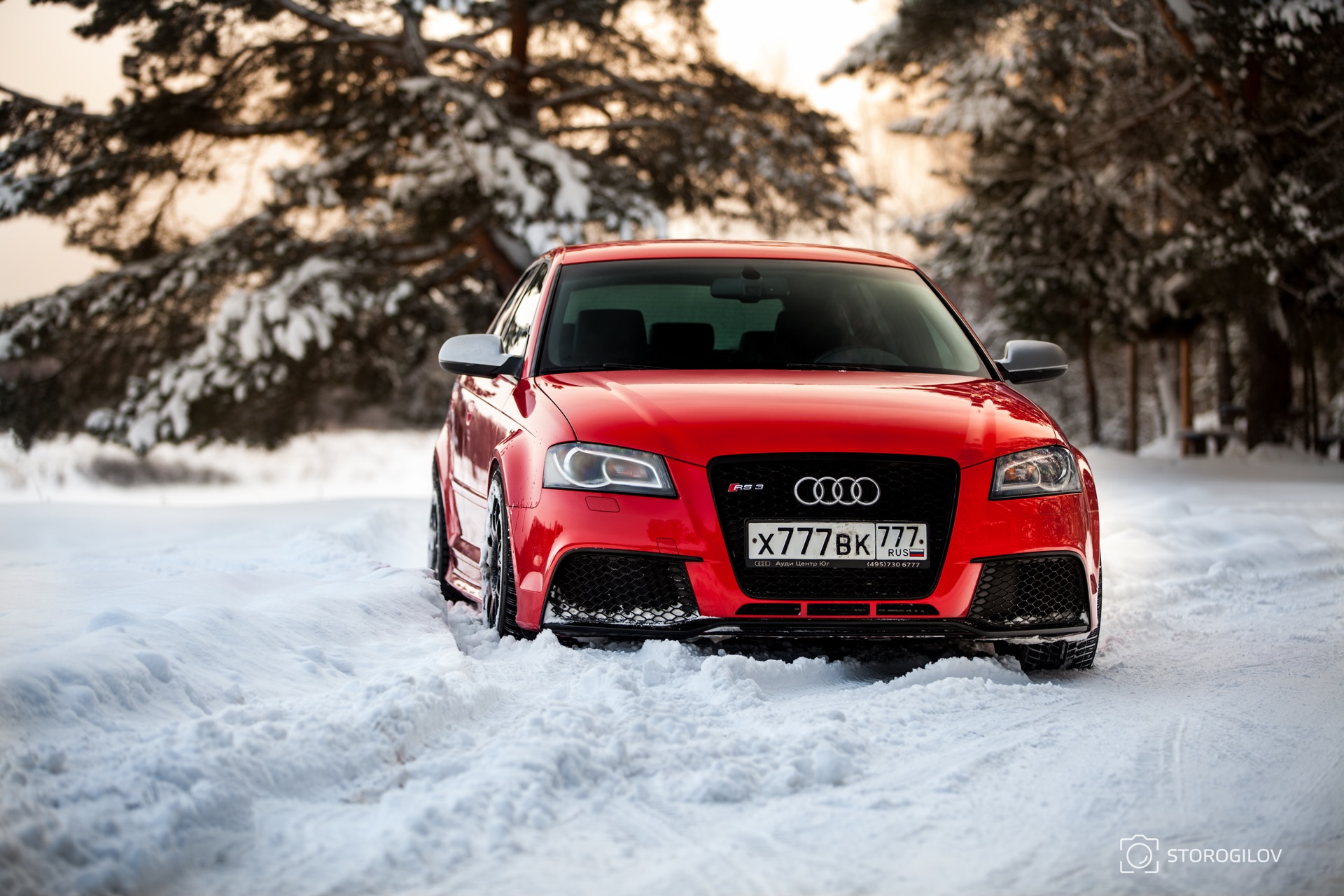 Ауди плохая. Audi rs3 8p. Audi rs3 2012. Ауди RS 5 зима. Audi rs5 Snow.