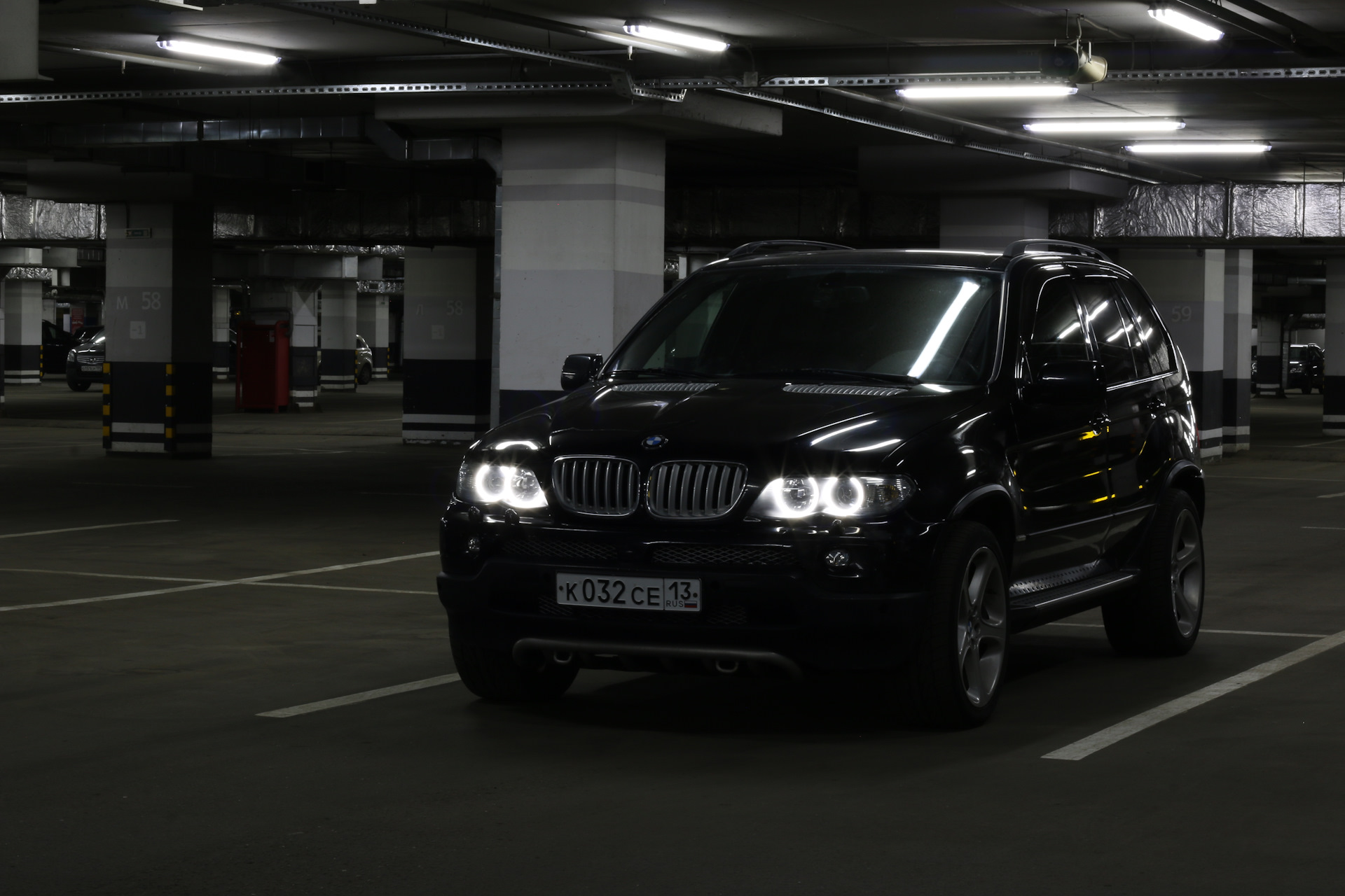 BMW x5 e53 черный