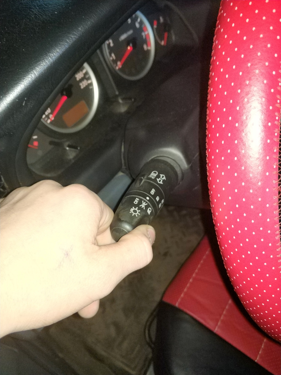 Как включить дальний свет на ниссан альмера