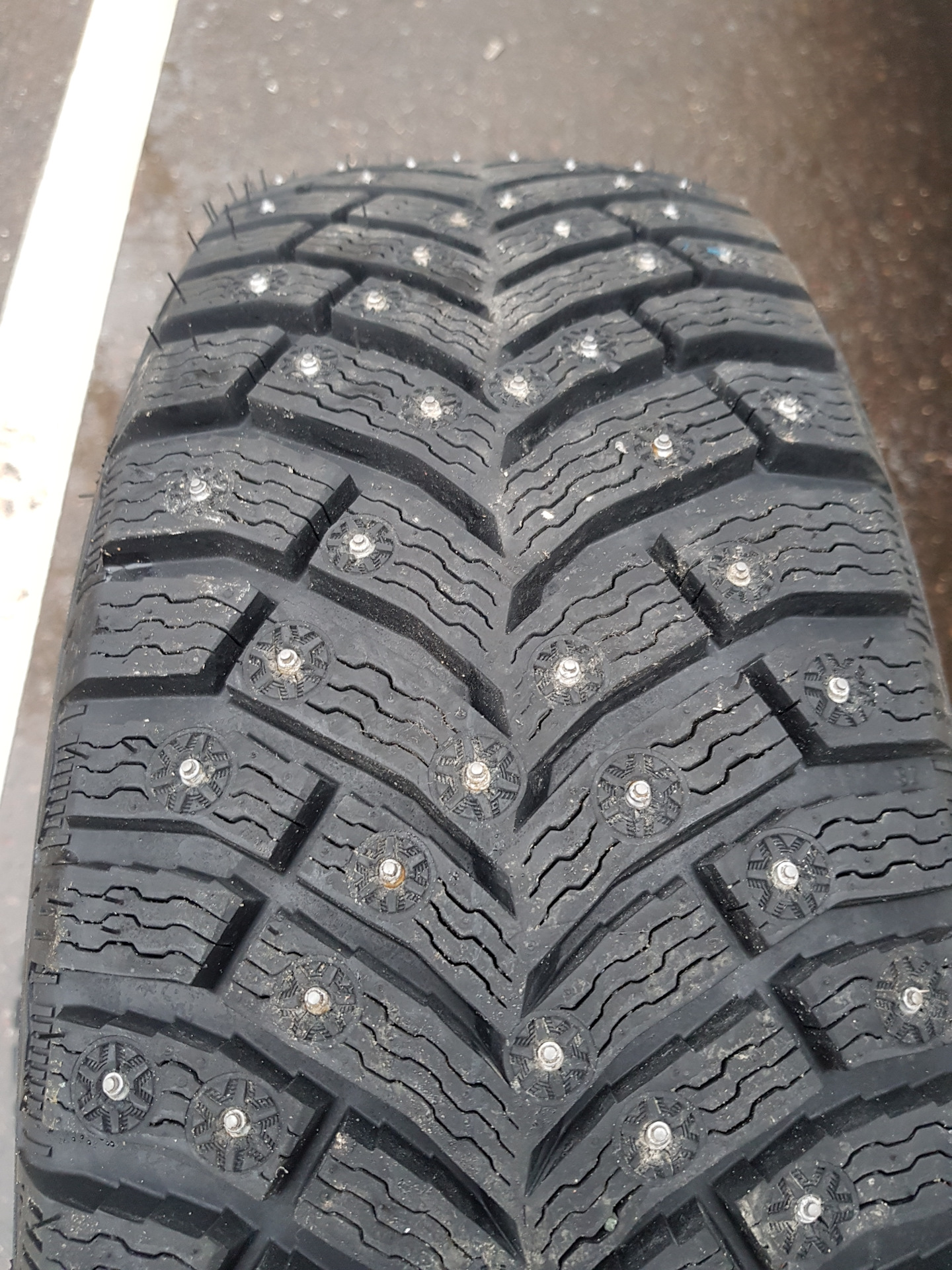 Шины мишлен айс 4. Michelin x-Ice North 4. Michelin xin 4. Michelin x-Ice North xin4. Michelin Ice North 4 185/65 15.