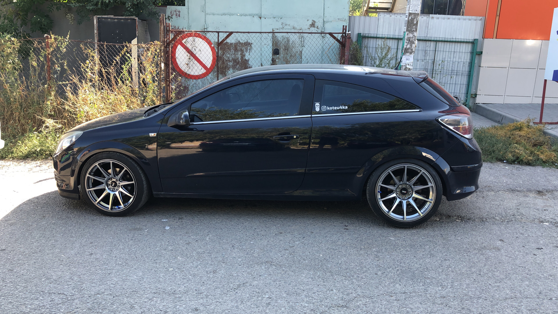 Opel Astra h GTC 2007 колеса