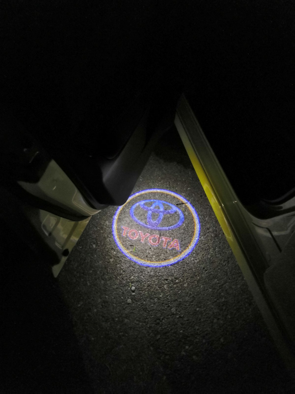 Комплект подсветки дверей Тойота