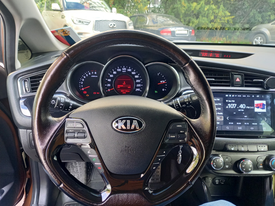 Фото в бортжурнале KIA Ceed SW (2G)