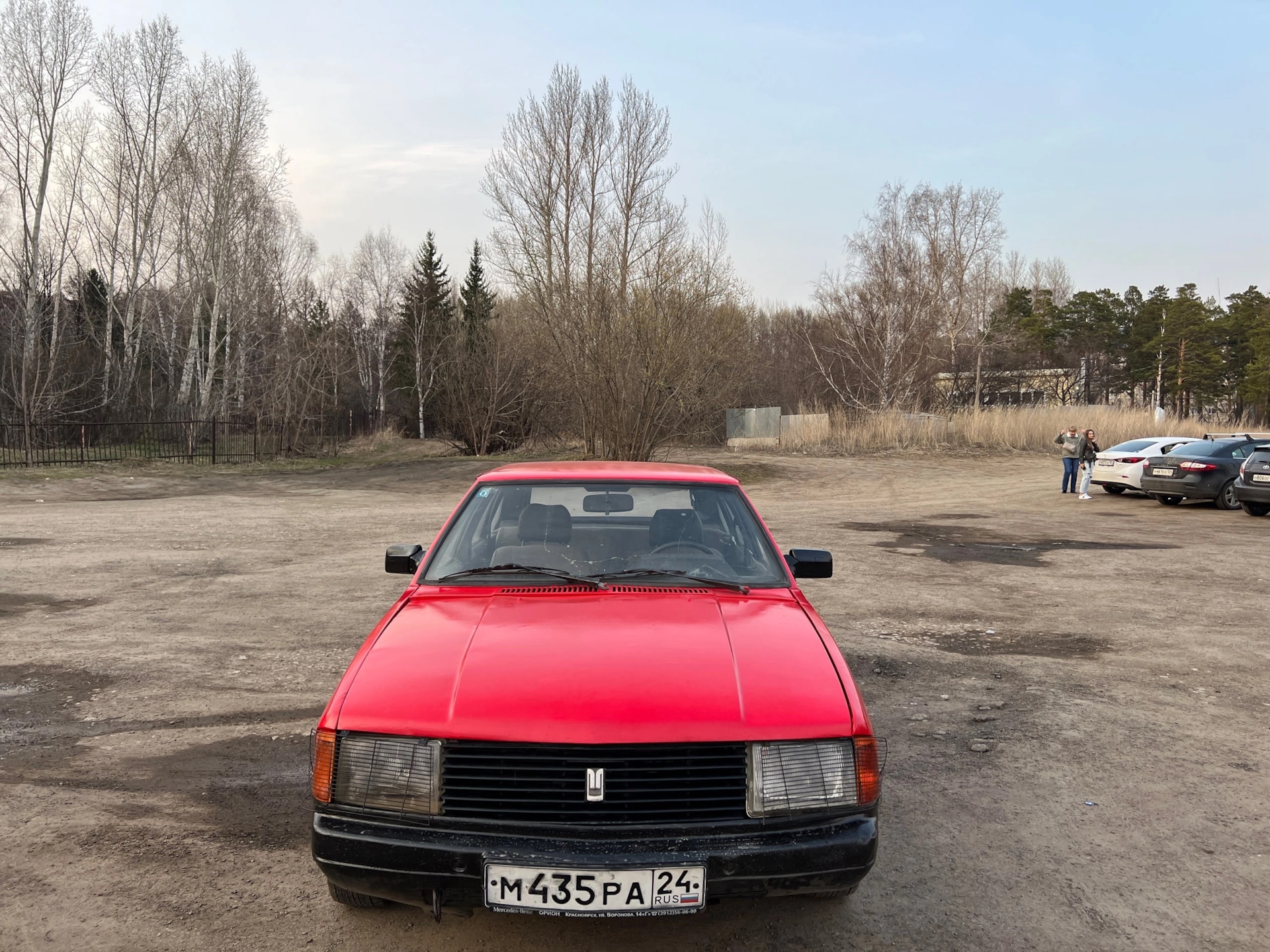 Москвич 1986 года фото. Москвич 2141 восстановленный. Москвич 214100 1999. Москвич 2141 бензин. Москвич 21412.