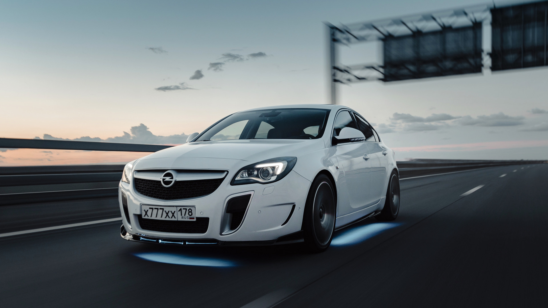 Opel Insignia stance