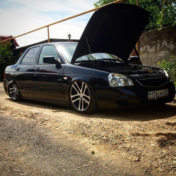немножко фотографий на дисках и посадке ) — Lada Приора седан, 1,6 л ...