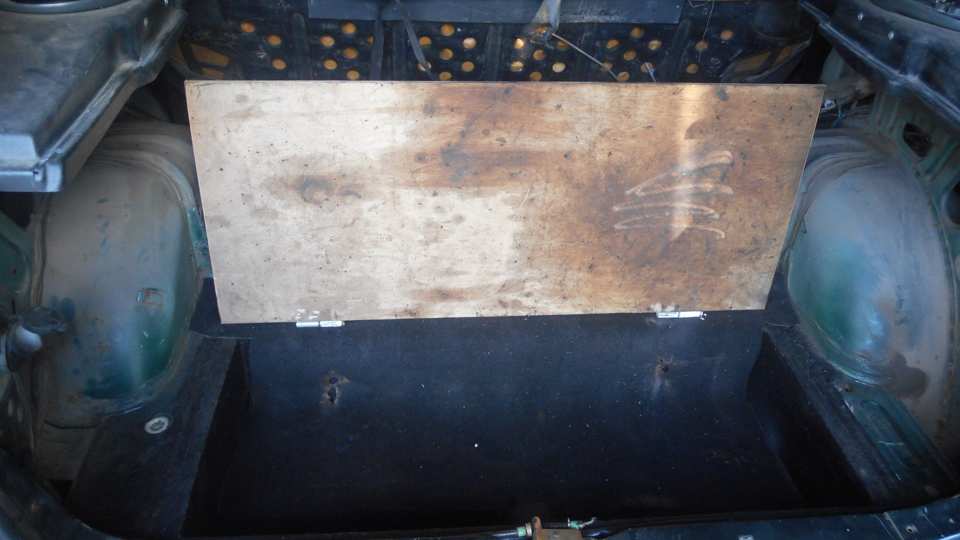 ящик для инструментов в ниве — Lada 2131, 8 л, 2003 года | тюнинг | DRIVE2