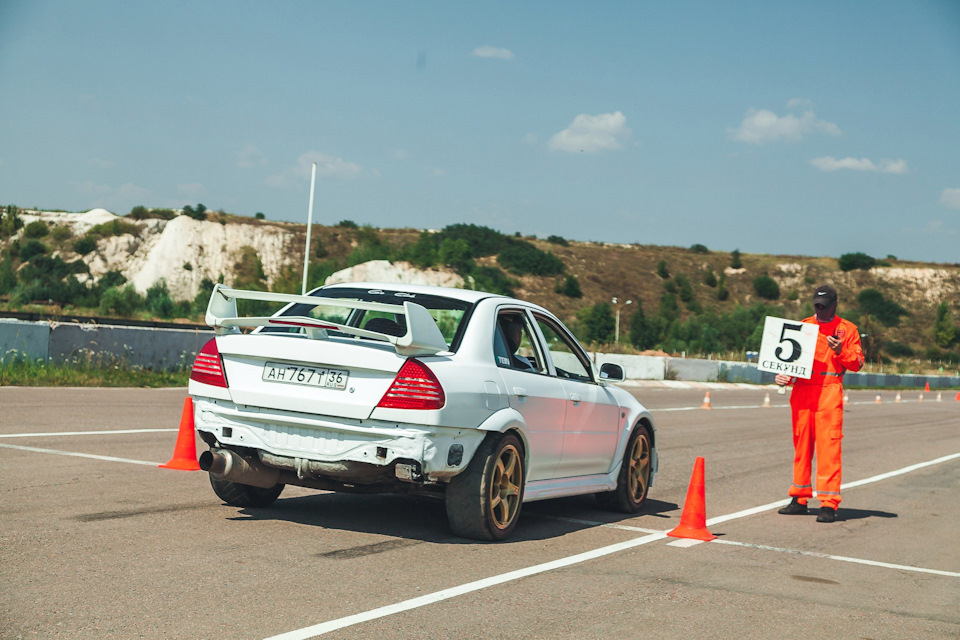 Старт без пердежа и пробуксовок :) — Mitsubishi Lancer Evolution VI