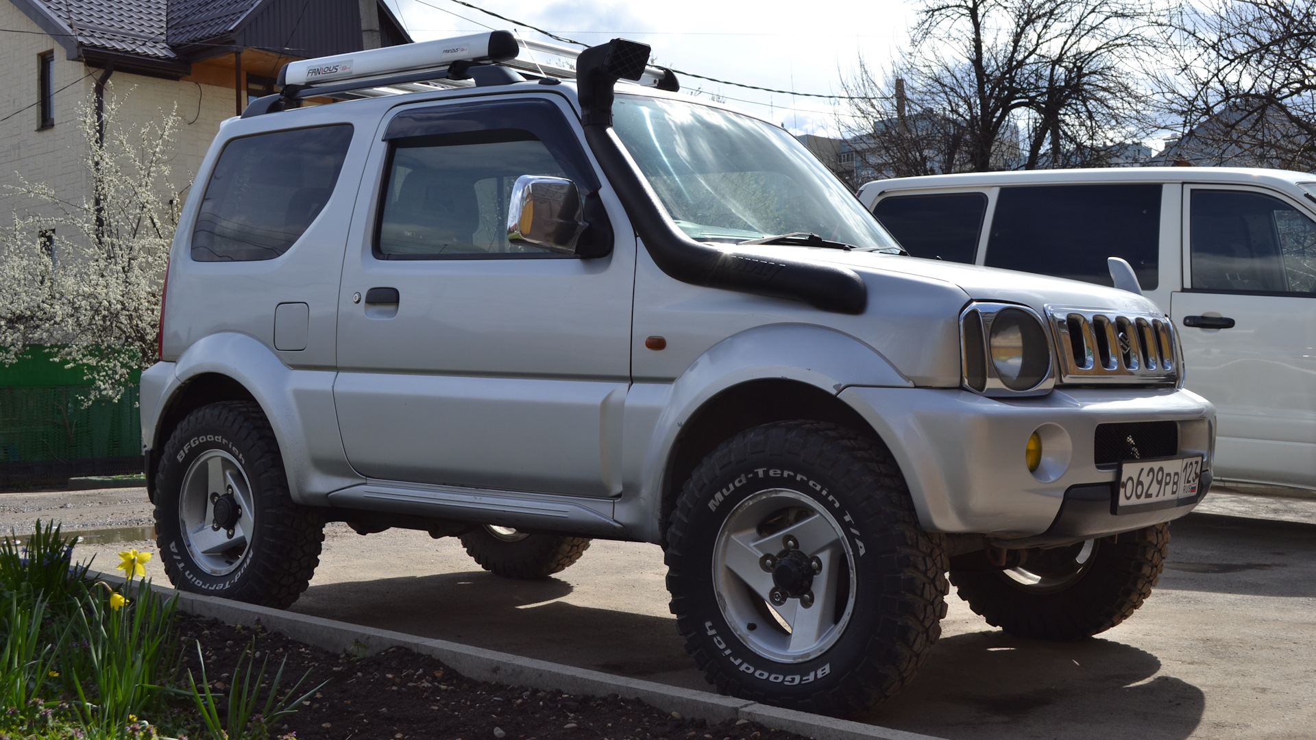 Продажа Suzuki Jimny 1998 (бензин, МКПП) — с историей обслуживания —  DRIVE2.RU