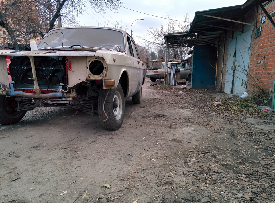 Установка 2-ого электровентилятора от Нивы — ГАЗ 24, 2,4 л, 1981 года ...