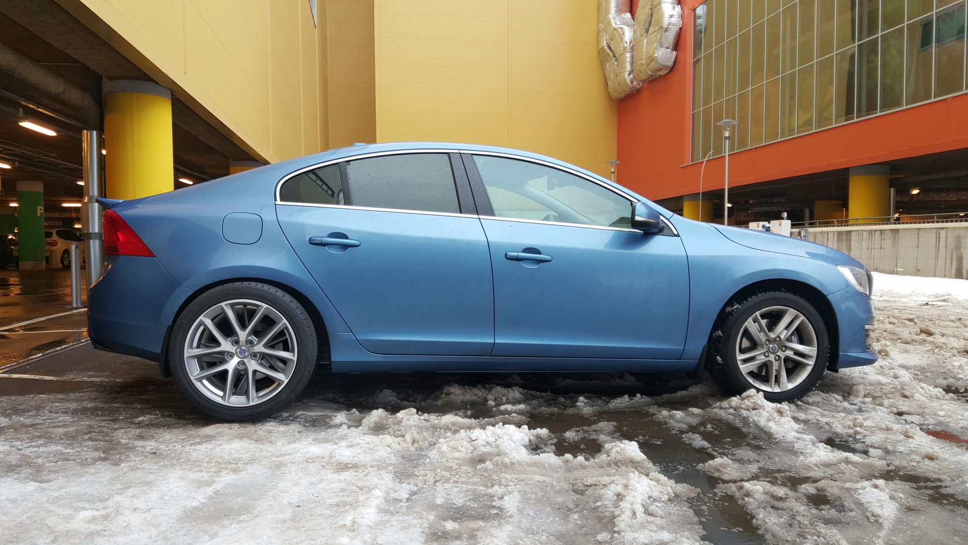 Колеса volvo s60. Volvo s60 r18.