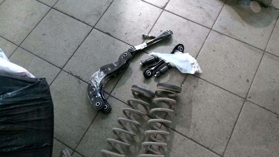 Начинают подъезжать новые запчасти ) — Ford Focus Hatchback III