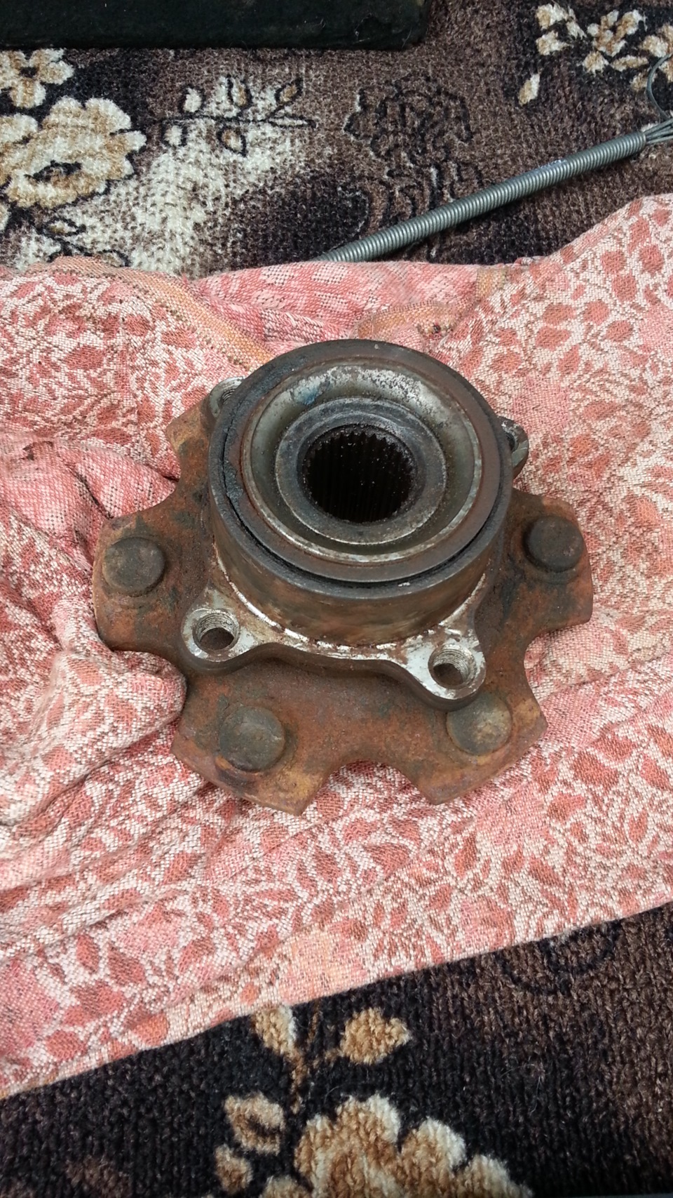 …опять левая передняя ступица — Mitsubishi Pajero (4G), 3 л, 2010 года ...