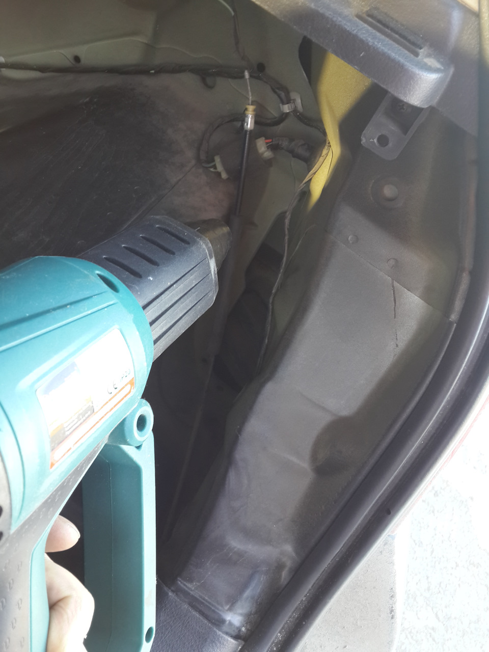 Замерз замок лючка бензобака — Chevrolet Aveo 5-door (1G), 1,2 л, 2009 ...