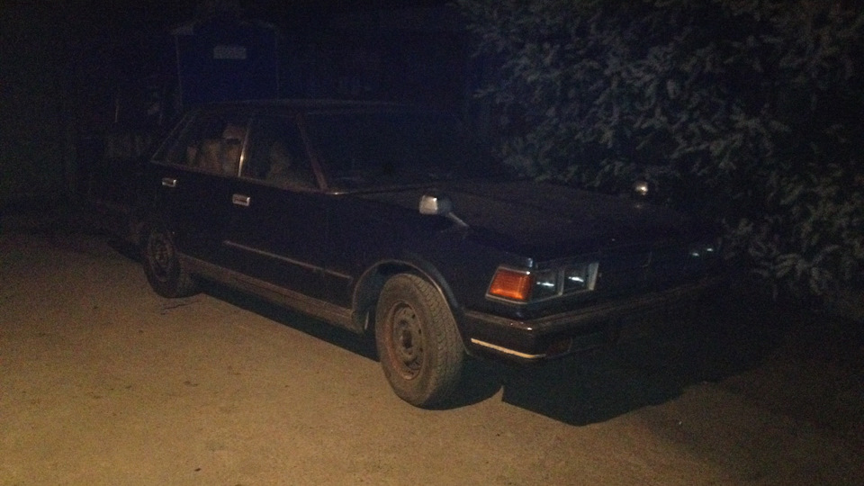 Nissan Cedric Комодский Варан