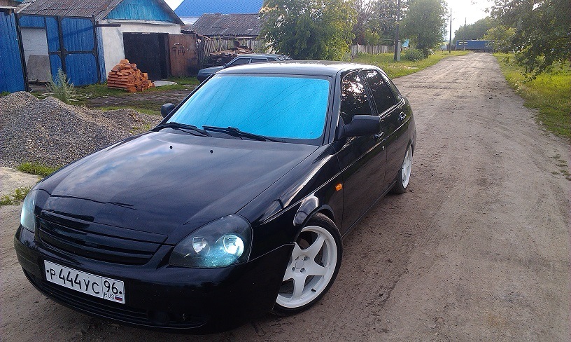 Дубайка — LADA Приора хэтчбек, 1,6 л., 2009 года | стайлинг | DRIVE2