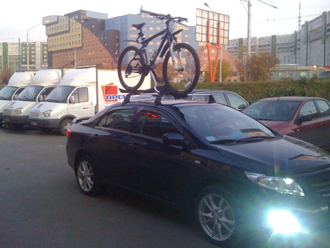 Bicycle rack - Toyota Corolla 16L 2008