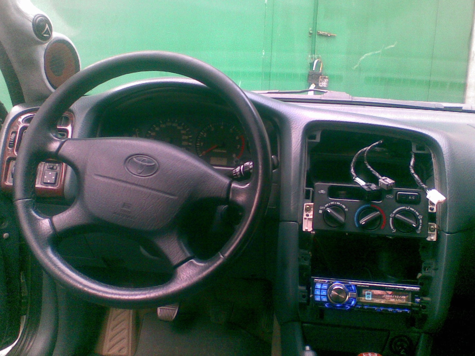 Interior painting - Toyota Avensis 18 L 1999