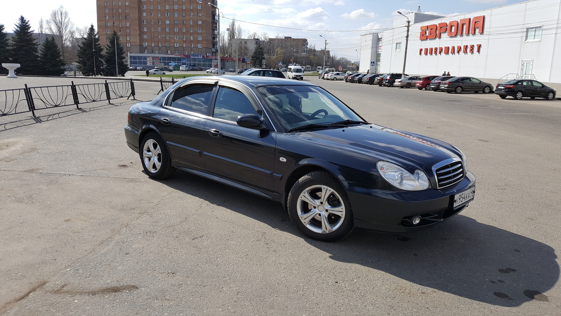 Хендай соната 2008 тагаз 2.0. Хендай Соната 2008. Hyundai Sonata 2008 тонировка. Sonata Hyundai 2007 коричневый. Хендай Соната 2008 тюнинг.