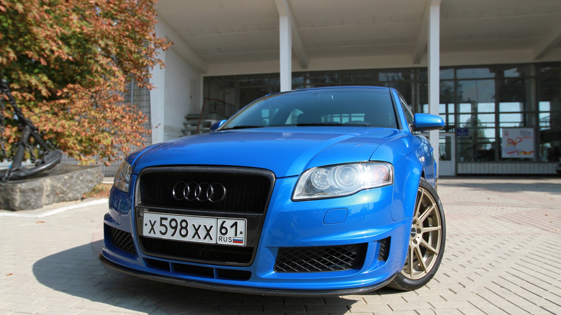 Audi A4 (B7) 2.0 бензиновый 2007 | DTM синего цвета на DRIVE2