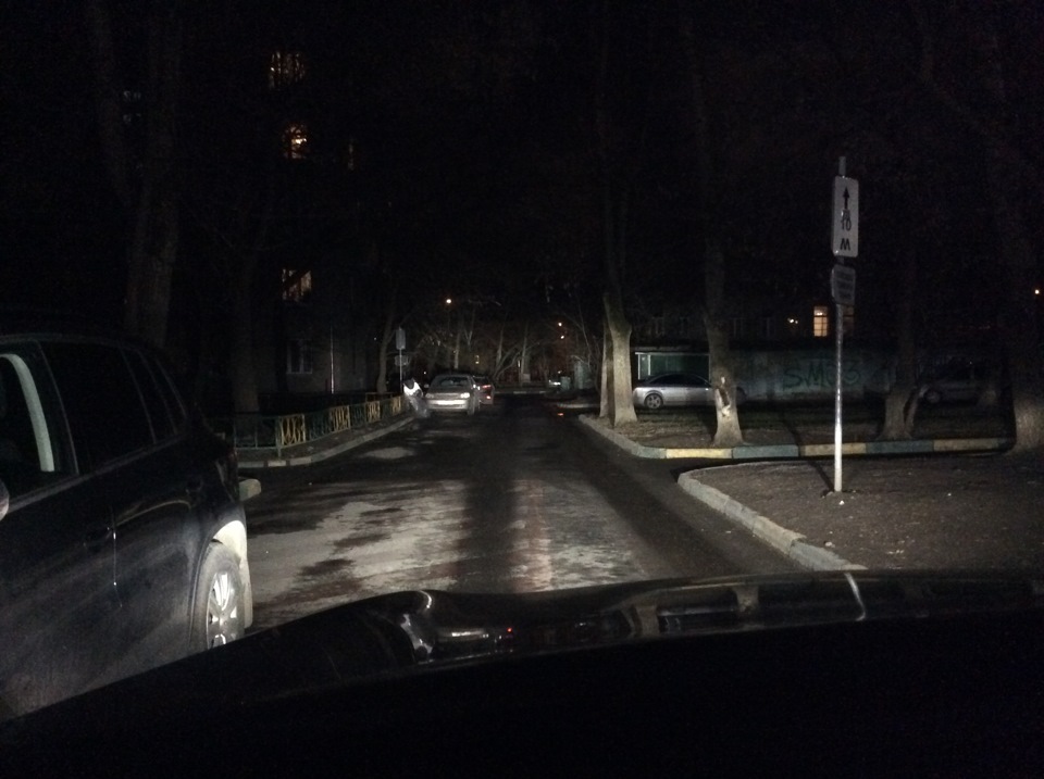 Дальний ксенон — KIA Sorento (2G)