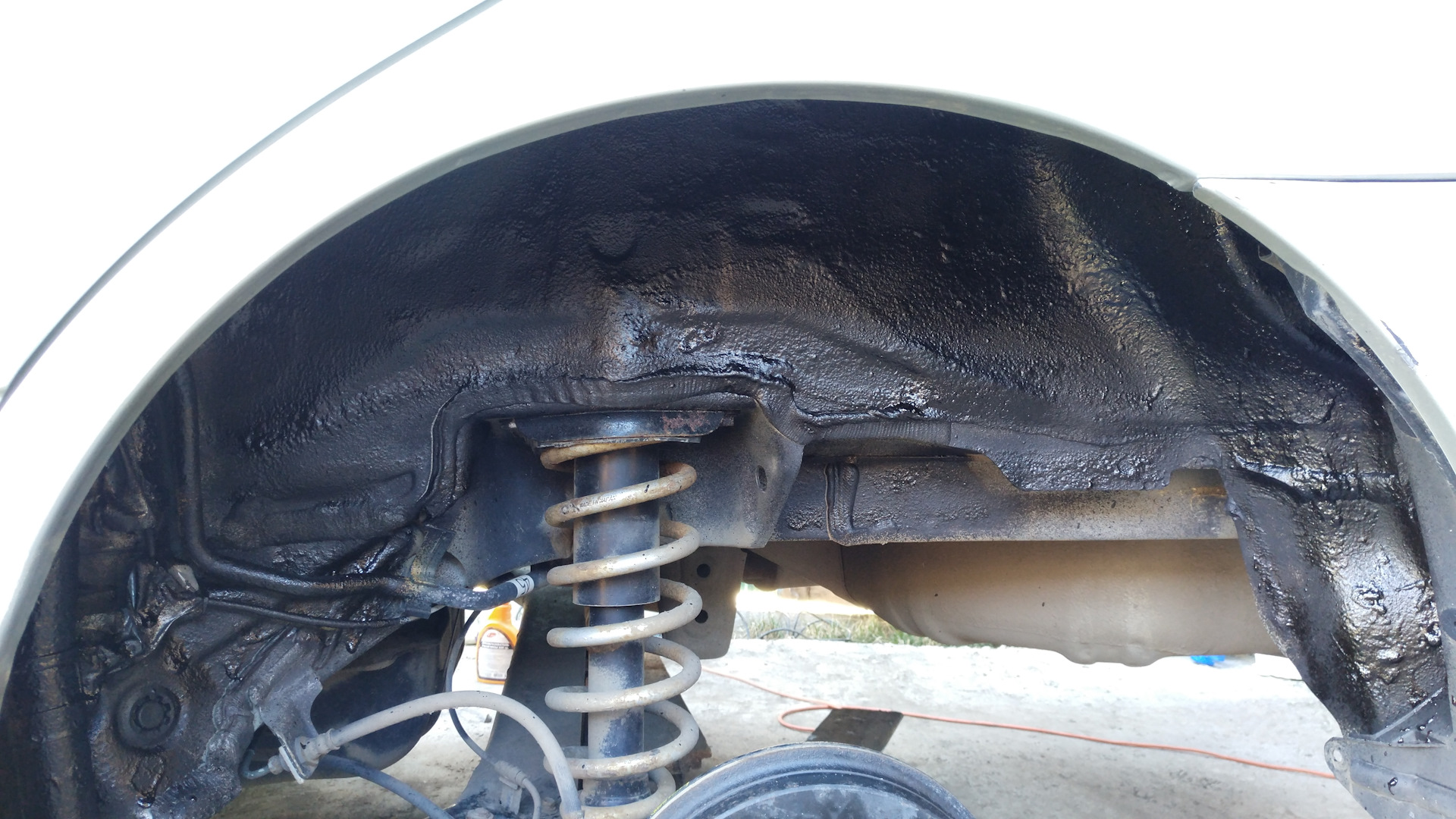 Антикоррозийное покрытие Арок. — Toyota Vista (50), 1,8 л, 2003 года ...