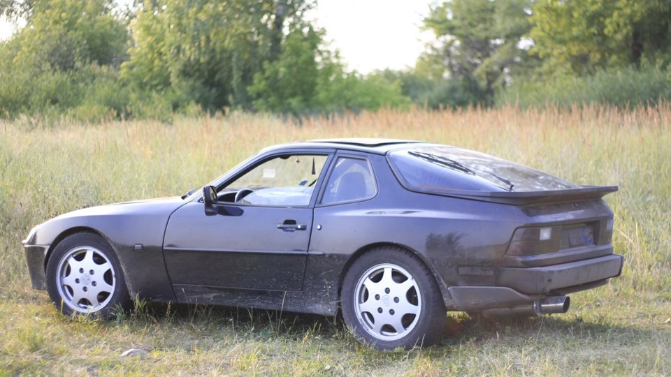 Porsche 944 РґРЅРёС‰Рµ