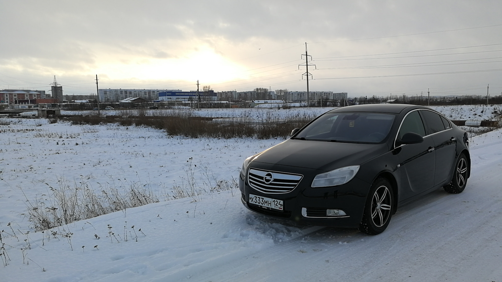 Opel Insignia (1G) 2.0 бензиновый 2011 | 2.0 турбо 