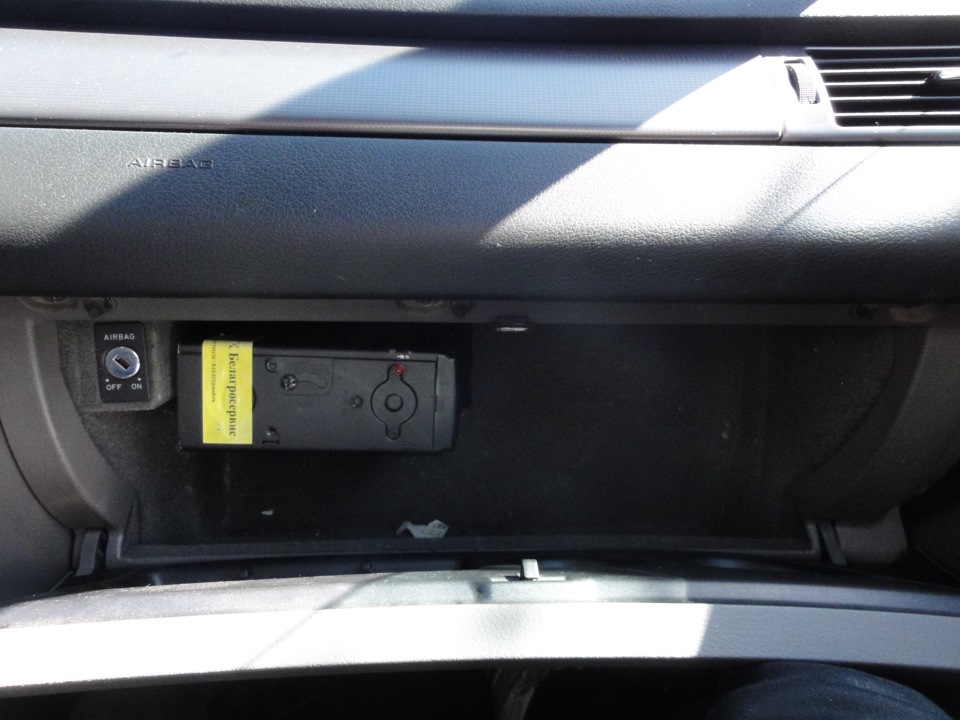 Схема подключения CD-чейнджера (от американки) к магнитоле-кассетнице ...