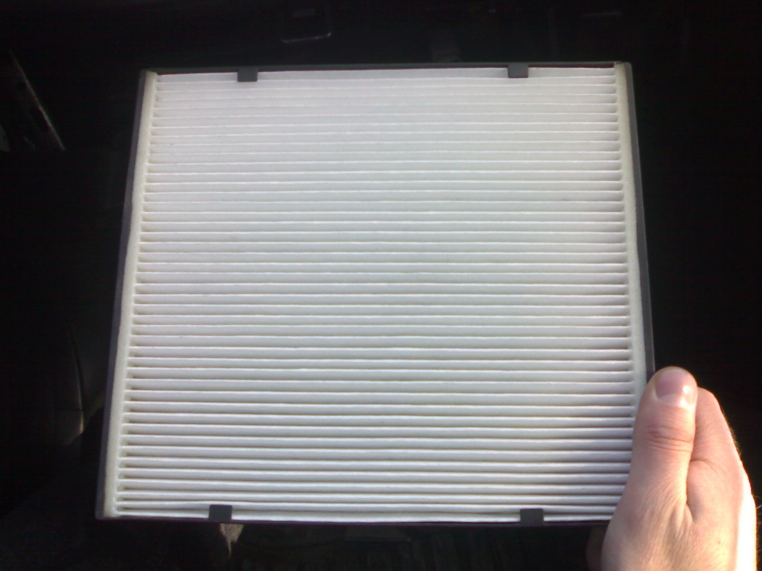 Cabin filter its complete absence - Toyota Altezza 20 L 1999