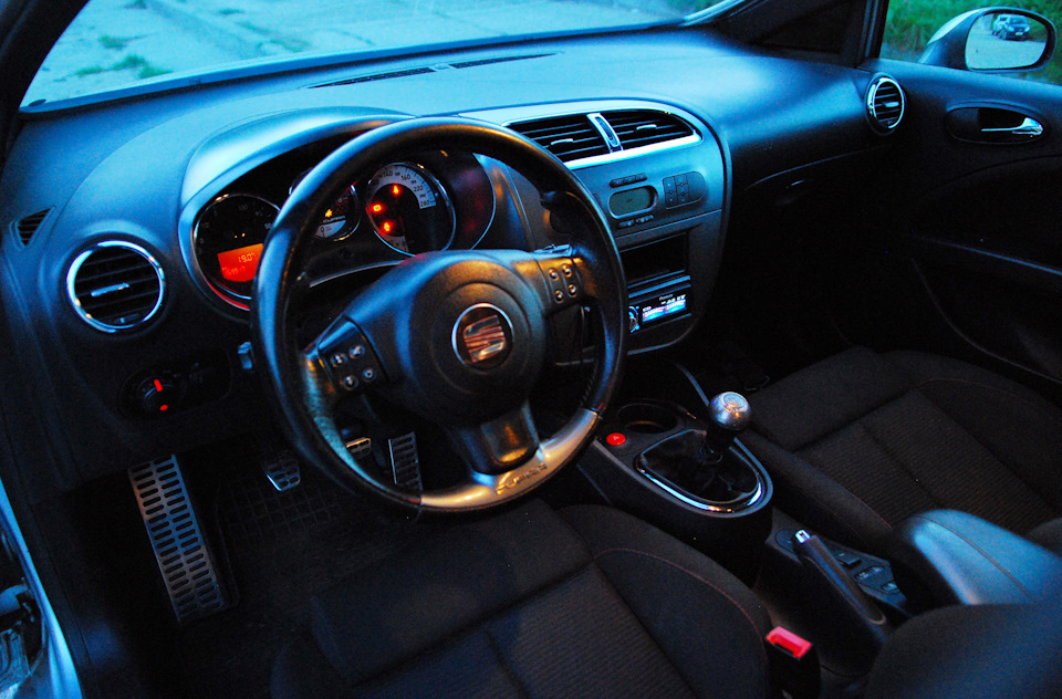 Фото в бортжурнале SEAT Leon Cupra (Mk II)