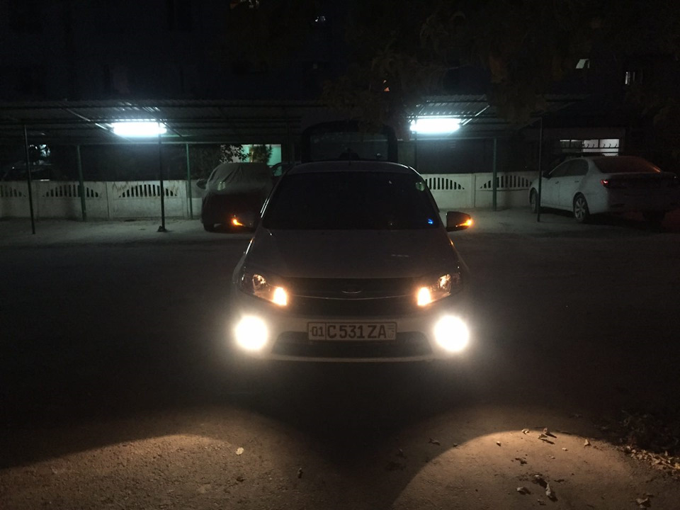 Американские габариты в зеркала — Lada Гранта лифтбек, 1,6 л, 2015 года ...