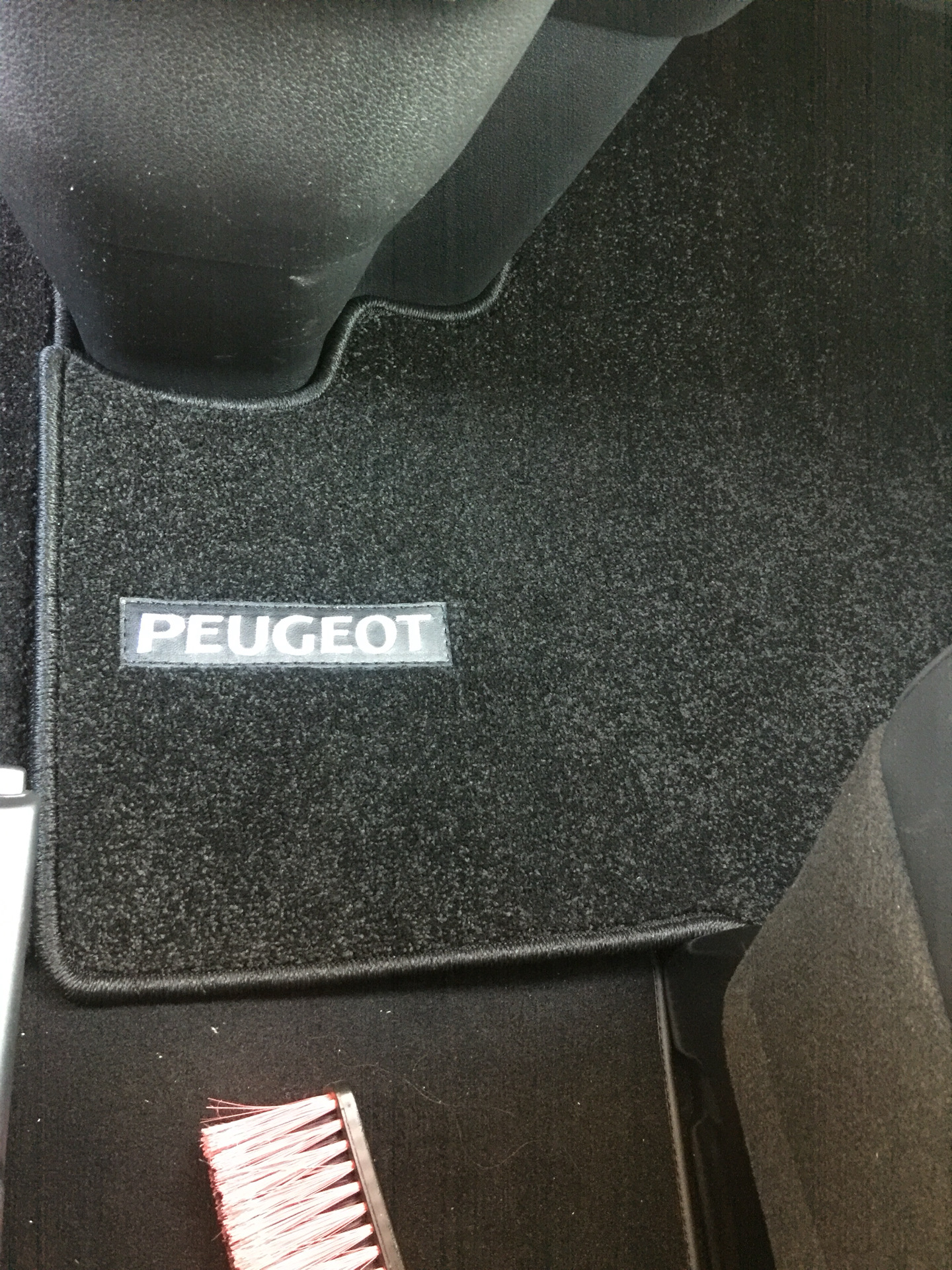 Коврики в салон. — Peugeot Traveller, 2 л, 2017 года | аксессуары | DRIVE2