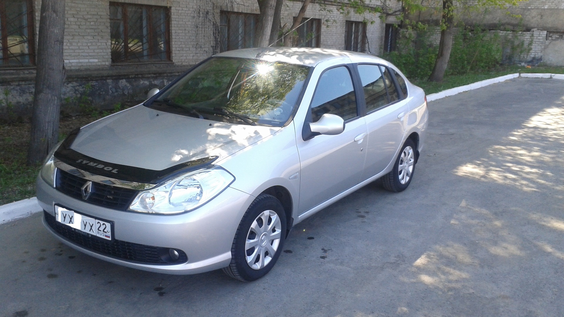 Renault Symbol 1.4 бензиновый 2009 | на DRIVE2