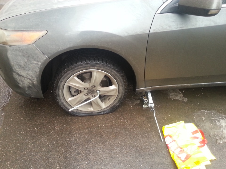 на что клеить лип спойлер