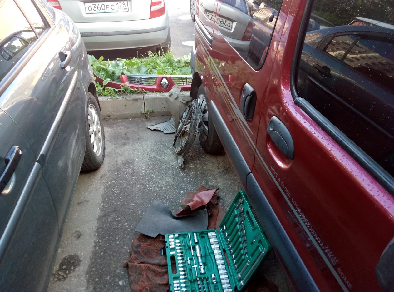 Снятие и пайка радиатора кондиционера — Renault Kangoo (1G), 1,4 л ...