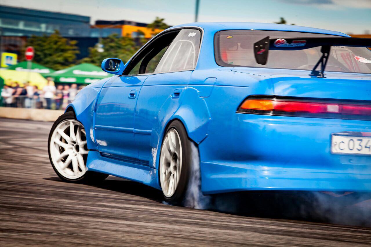 Toyota Mark 2 Drift