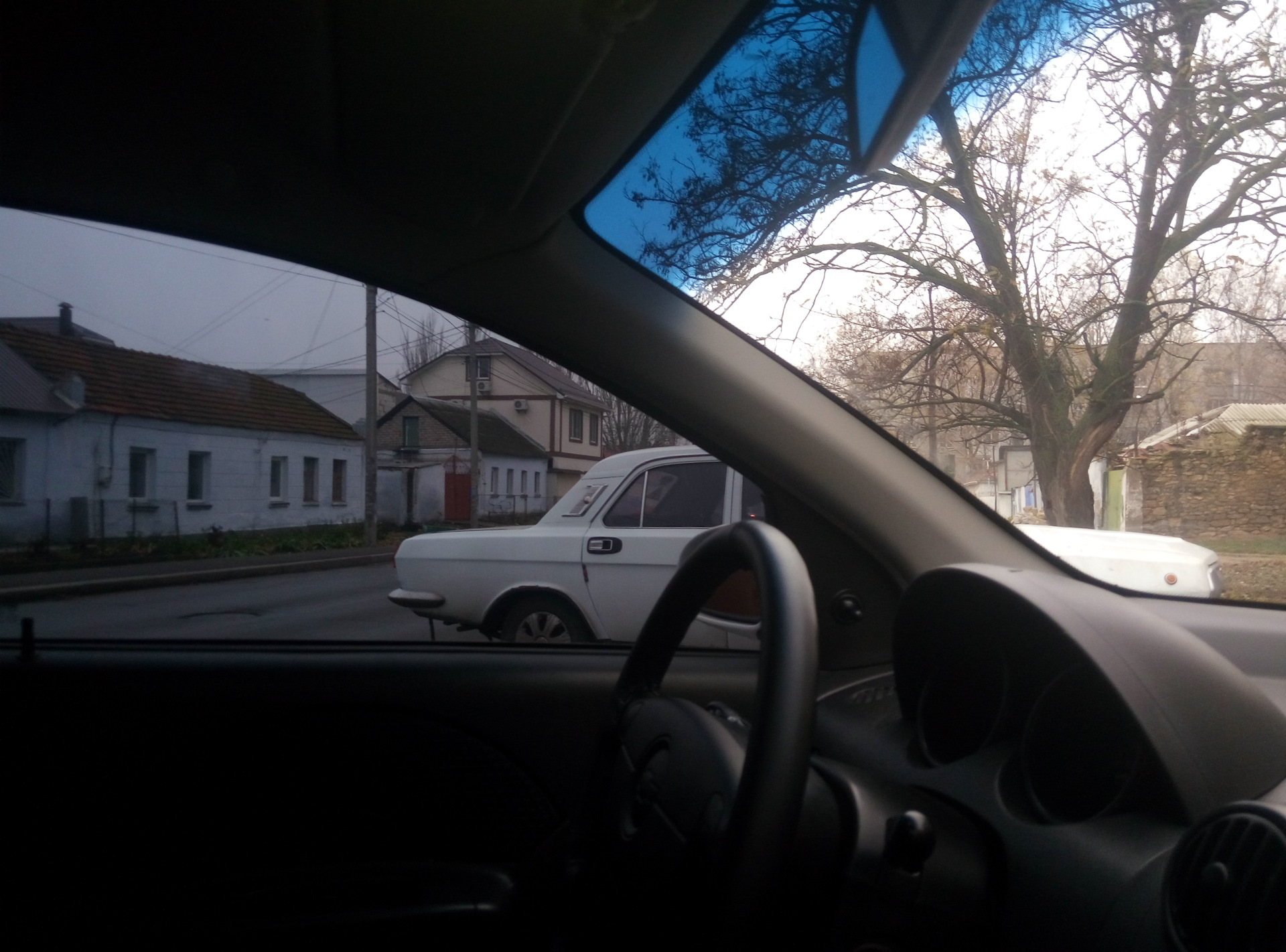 Тонировка вид из авто. Тонировка внутри. Тонировка люмар 35 процентов вид ночью. Тонировка внутри. Съемная тонировка 5 процентов.